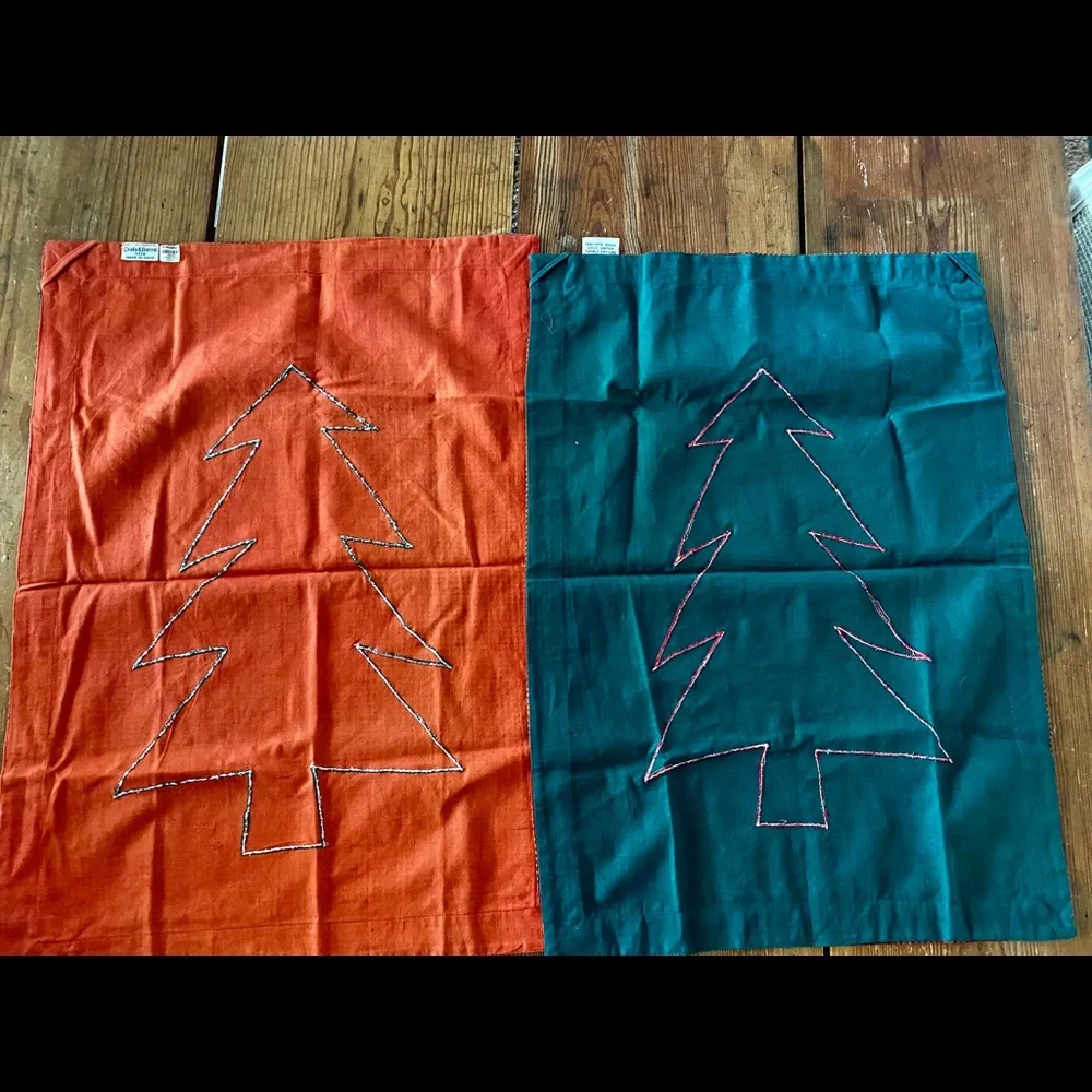 Crate & Barrel Tree Towels Christmas